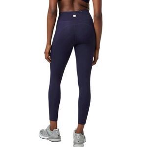 Vuori WOMEN'S STRIDE LEGGING in Atlantic Size M / Like New